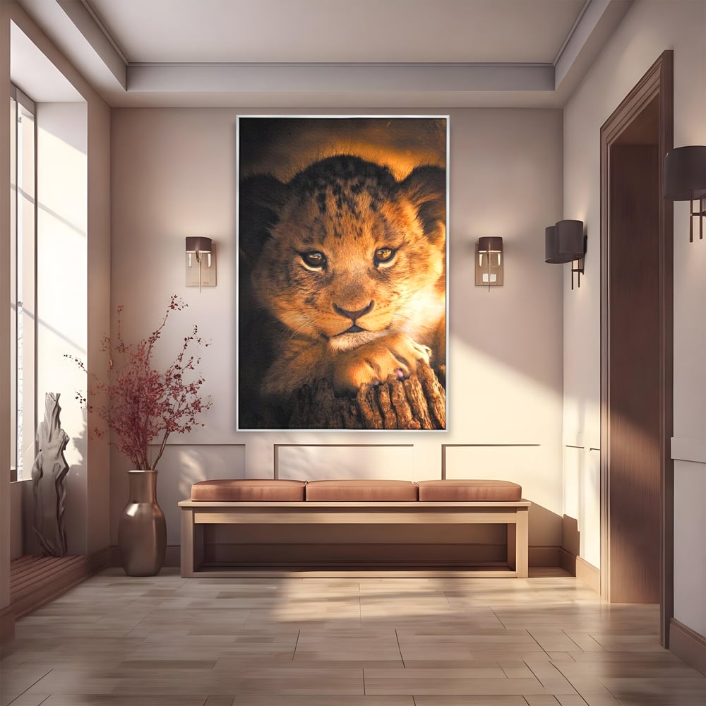 Tablou canvas cu tablou canvas cu portret de pui de leu, in rama de aluminiu argintiu